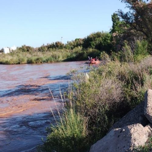 La Pampa: Desesperante búsqueda de un nene que ingresó a un río a bañarse